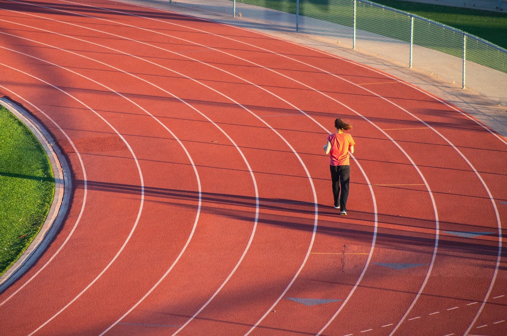 Le retour des courses en centre-ville : pourquoi les runners veulent à nouveau courir au cœur des villes ?